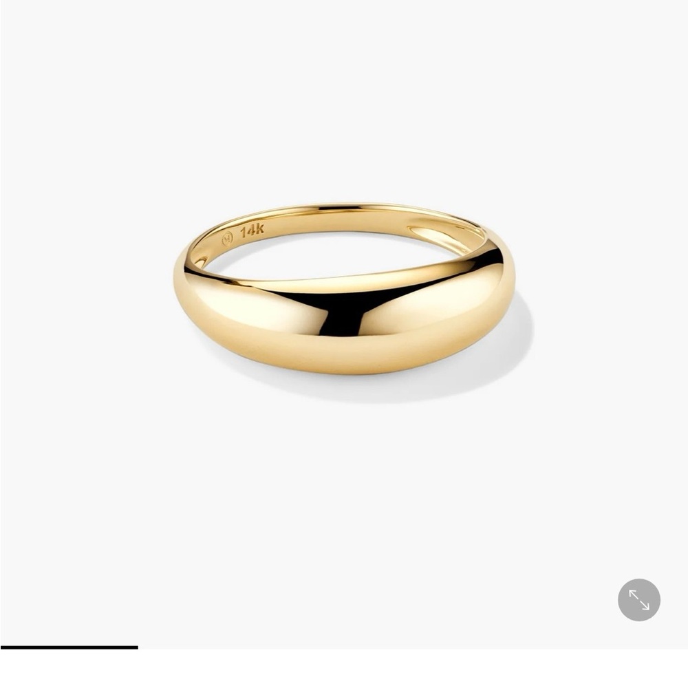 Never worn 14K gold thin dǒme ring size 6 from Mejuri